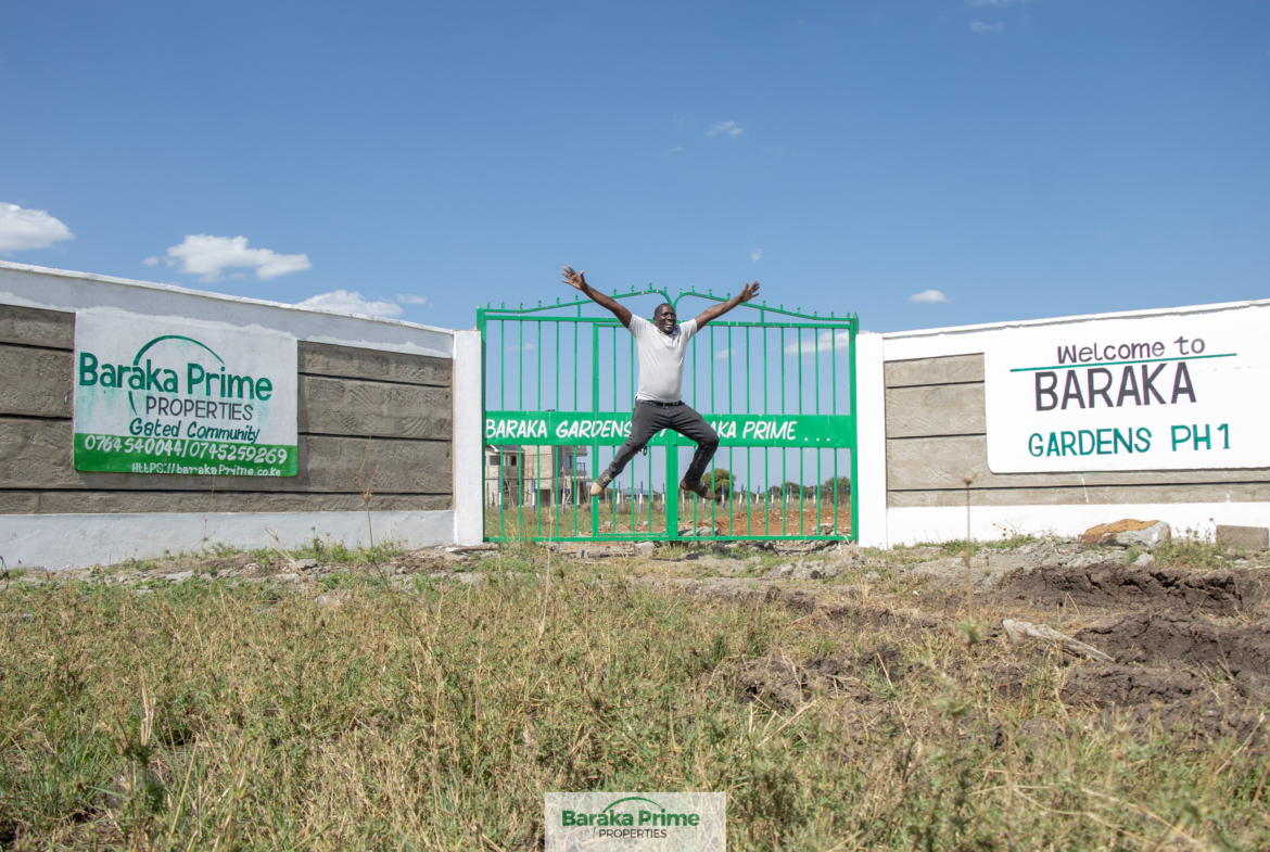Phase 1 gate, full photo. Affordable Plots in Kamakis bypass, Ruiru , Kiambu County